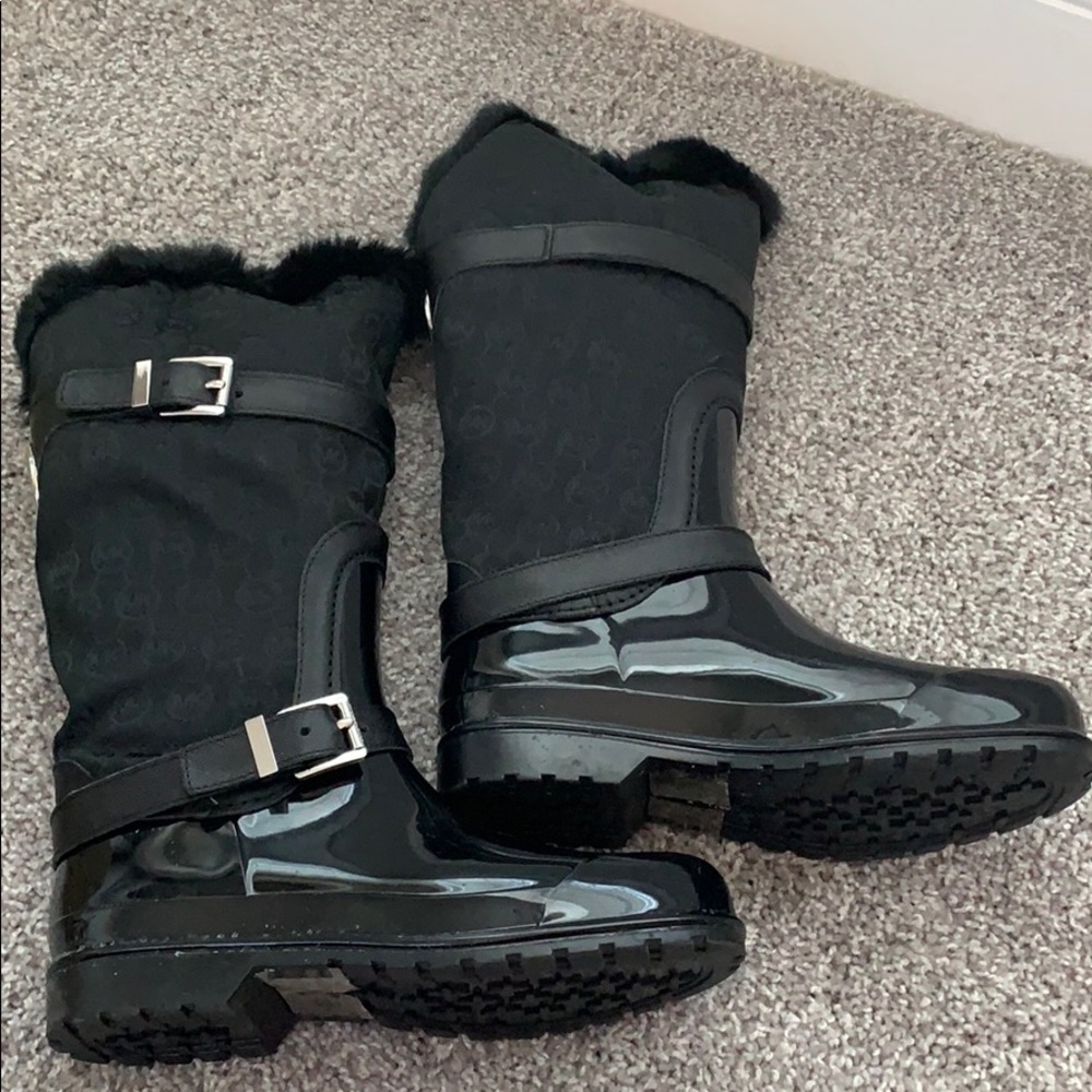 Michael Kors Winter boots. NEVER WORN - Picture 1 of 5